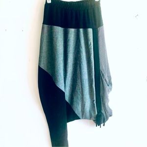 SALE! Women’s Color Block Loose Harem Pants, Stretch, ONE SZ, Like New, Gray & B